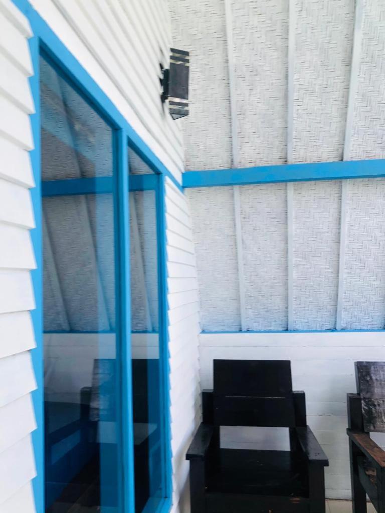 Youpy Bungalows Gili Air Bilik gambar