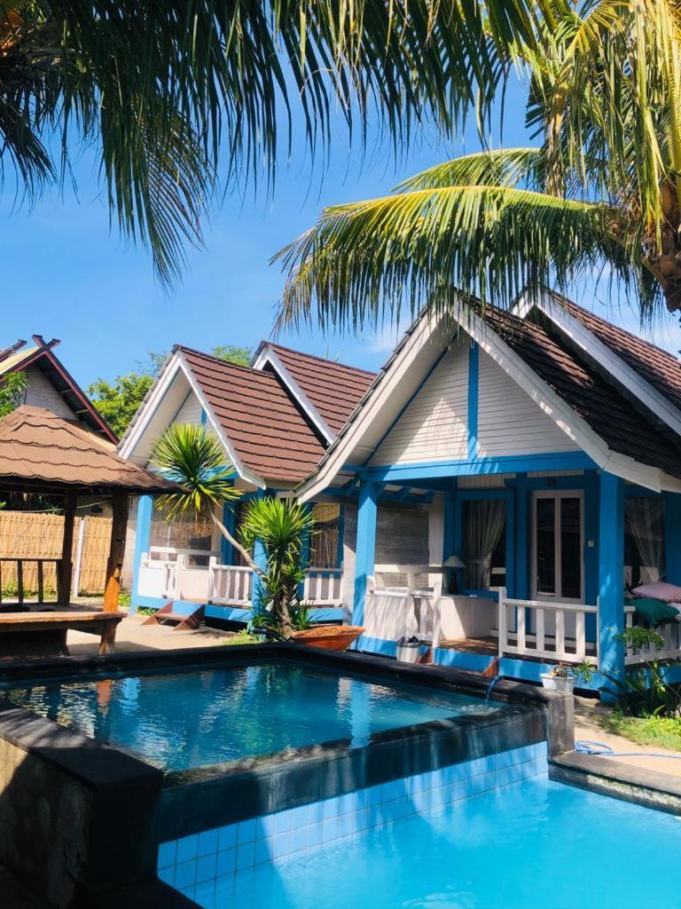 Youpy Bungalows Gili Air Bilik gambar
